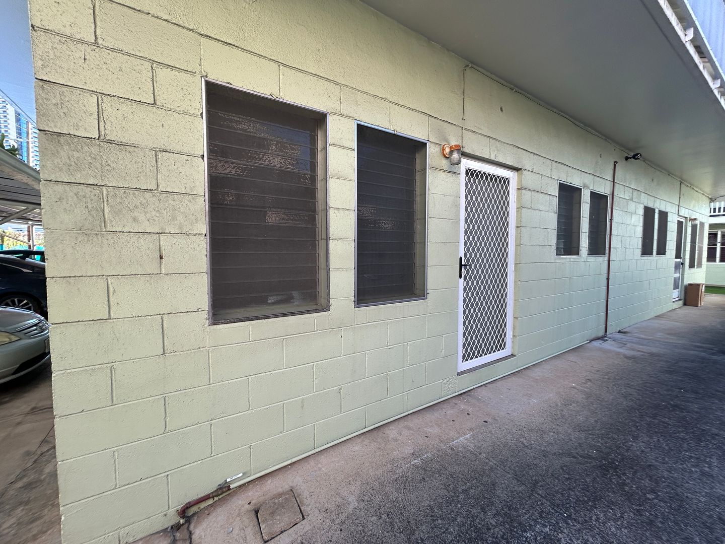 Honolulu Apartment: 744 Cedar St.