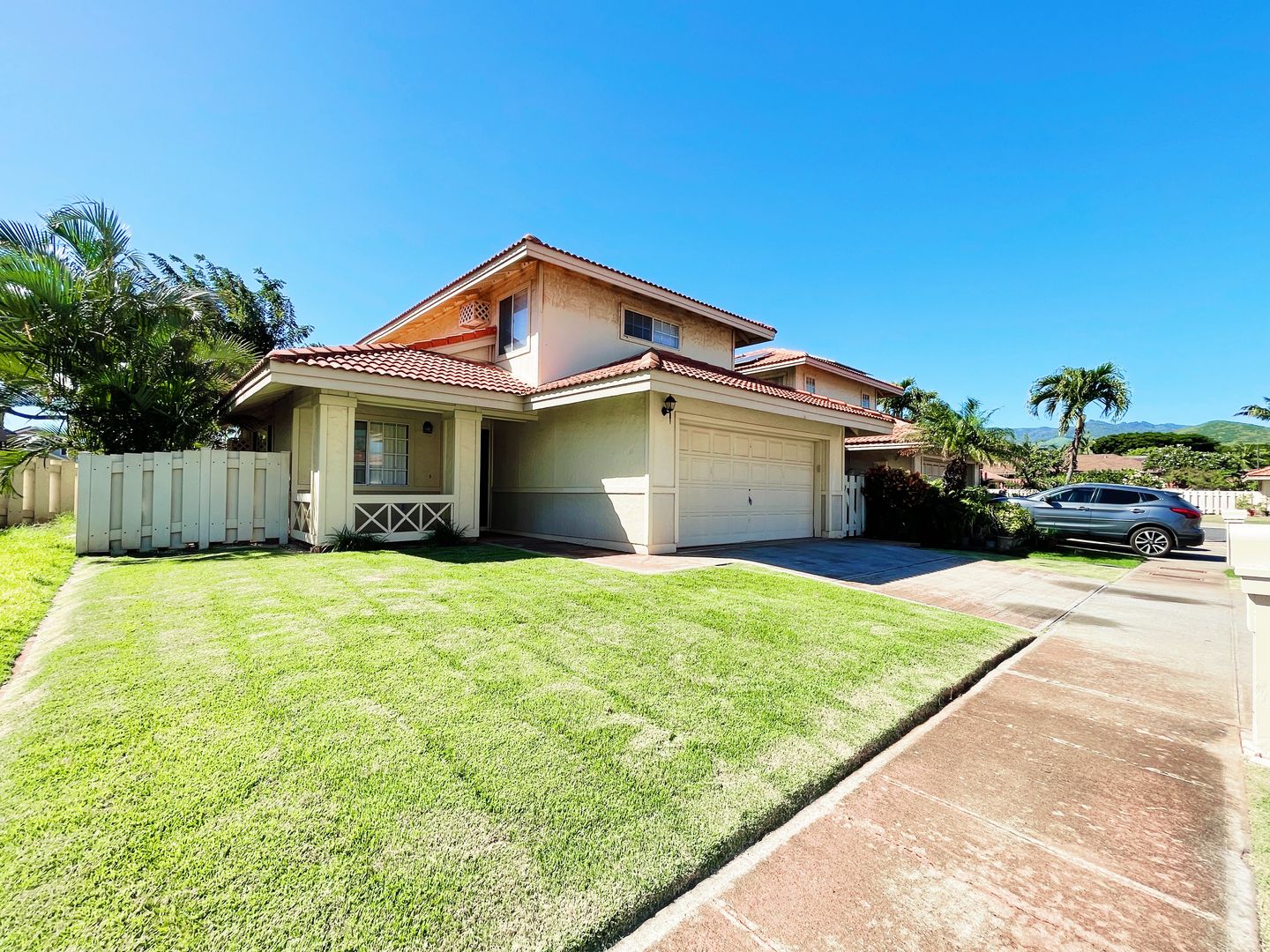 Kapolei House: 91-220 Peleiake Place