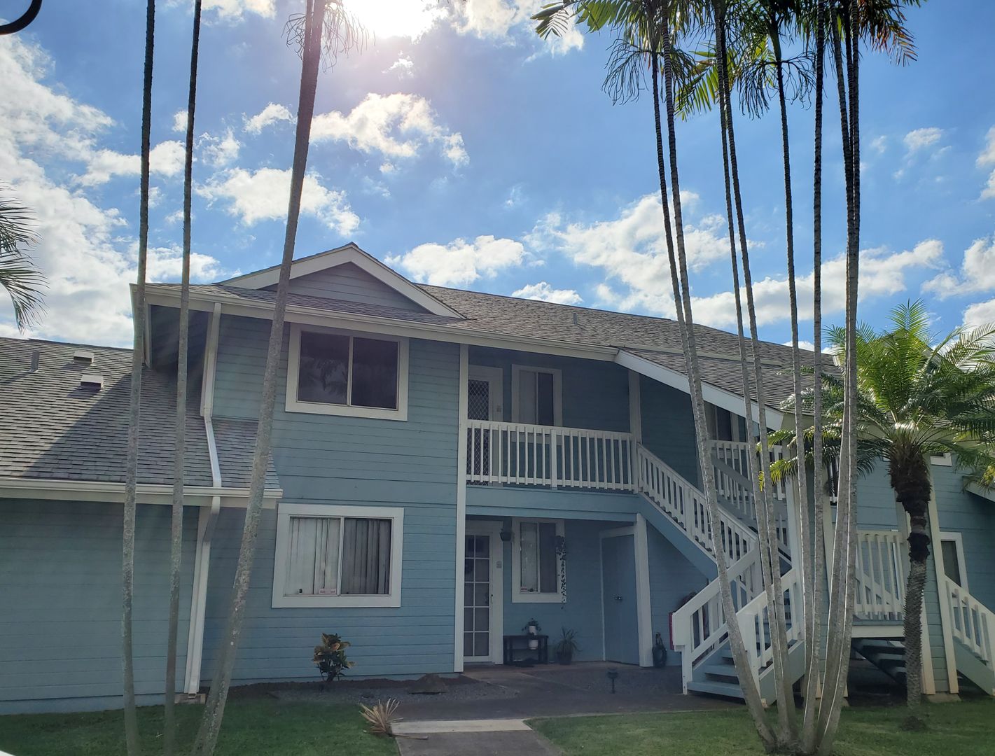 Waipahu Townhome: 94-970 Lumiauau Street #E202