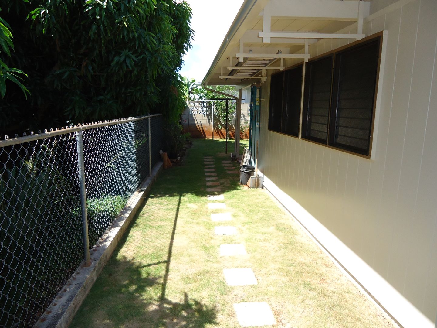 833 Hoomoana St., Pearl City, HI 96782