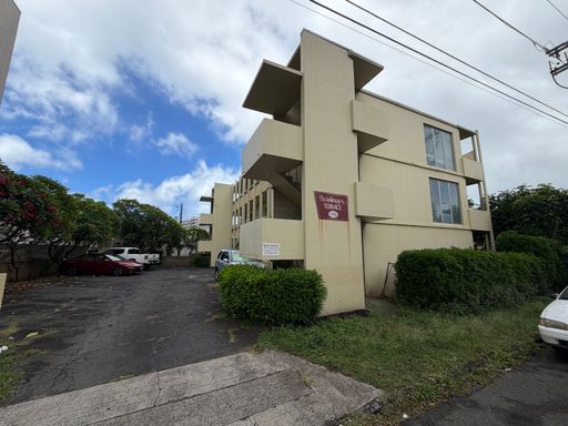 1 Bed 1 Bath Rental at 1143 Hassinger St., Unit #108, Honolulu, HI – photo 1