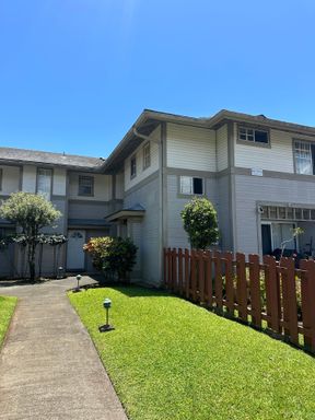 2 BD / 2 BA Townhouse in Mililani Mauka! – photo 1