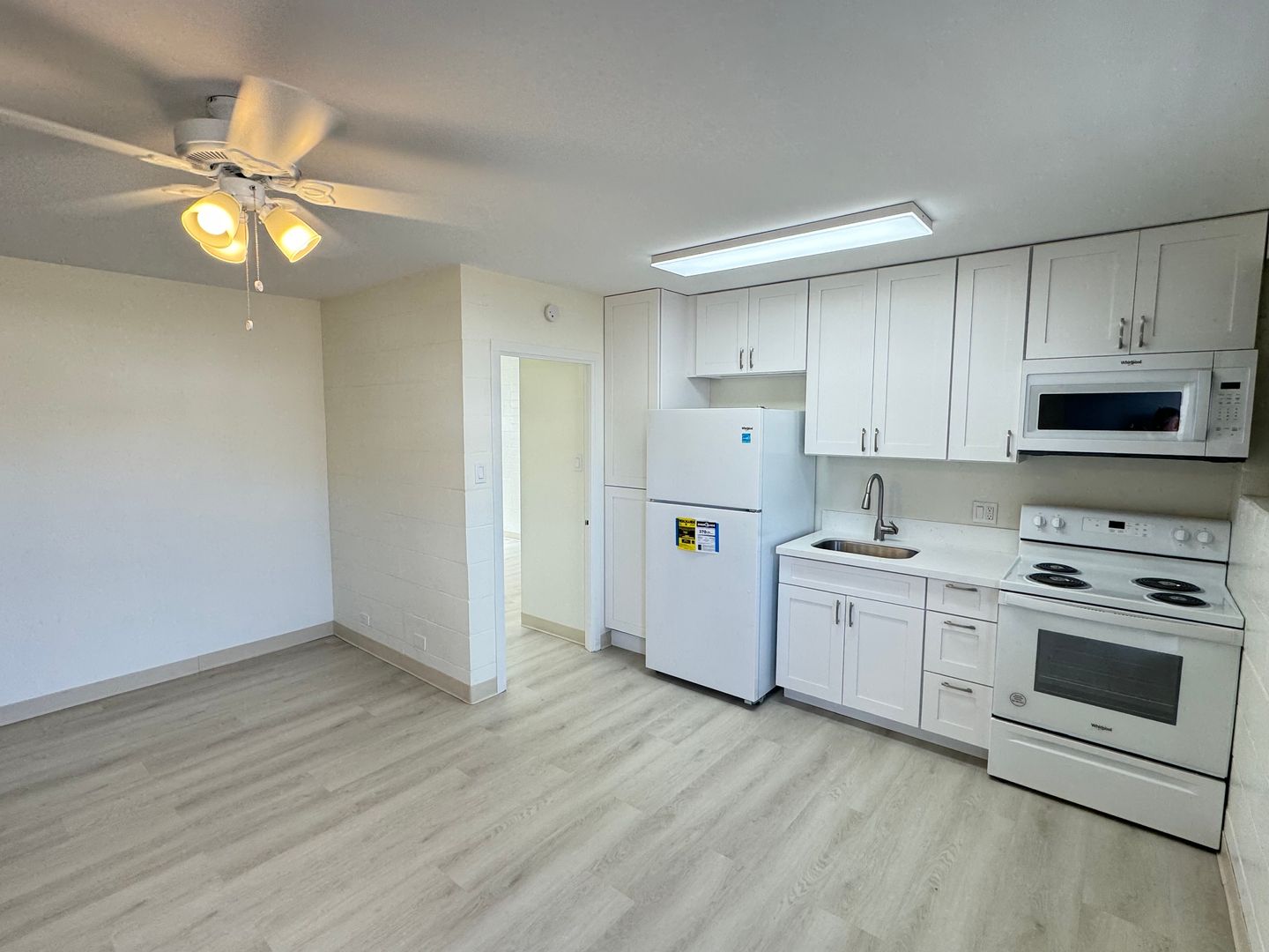 Honolulu Apartment: 1753 Malanai St.