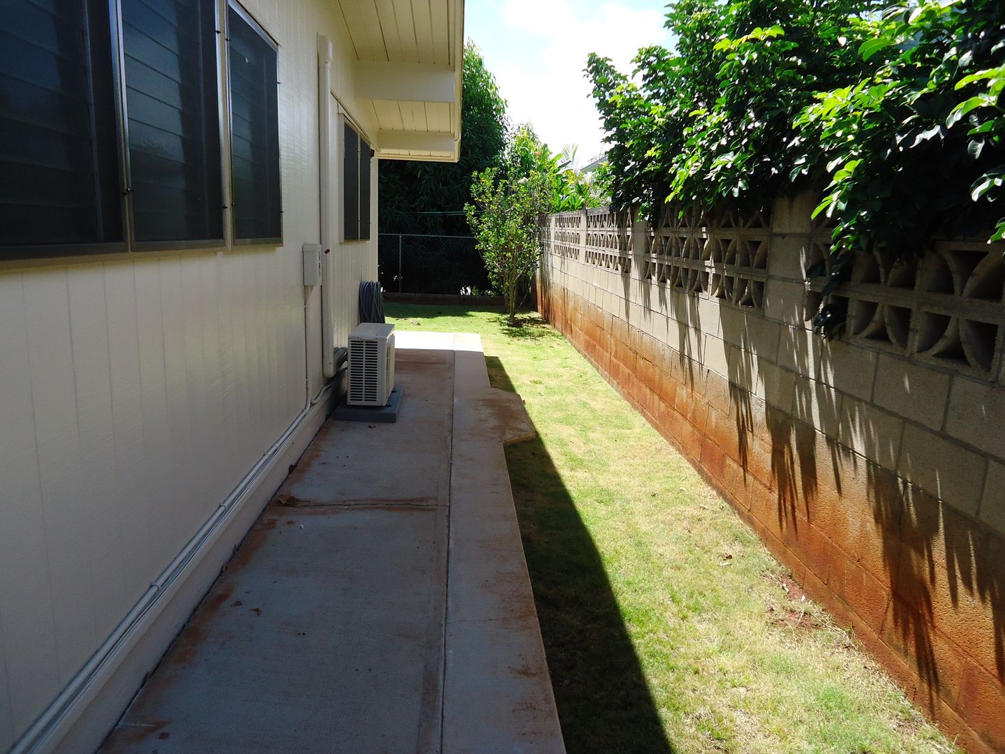 833 Hoomoana St., Pearl City, HI 96782