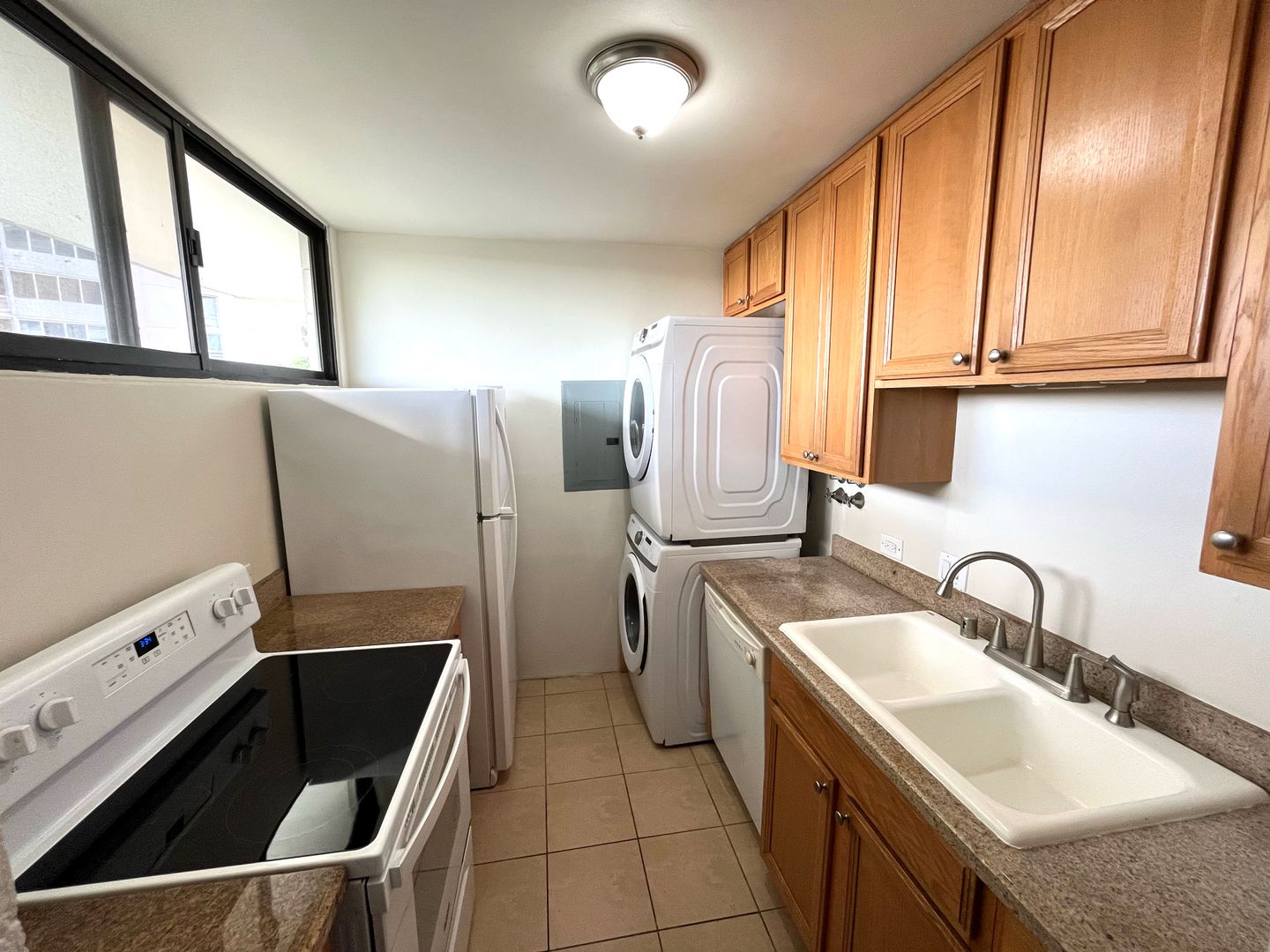Aiea House: 99-015 Kalaloa Street #203