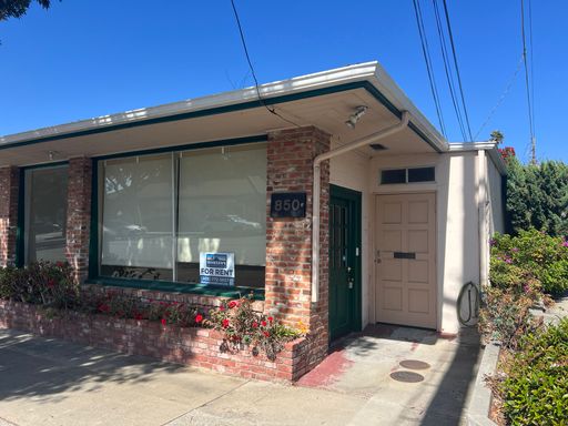 Prime Downtown Morro Bay Commercial Space - 485 sq. ft. (plus 140 sq. ft. storage) - 850-A Shasta