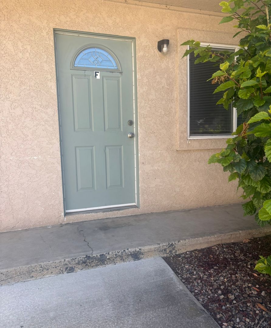 Morro Bay Apartment: 690 Monterey