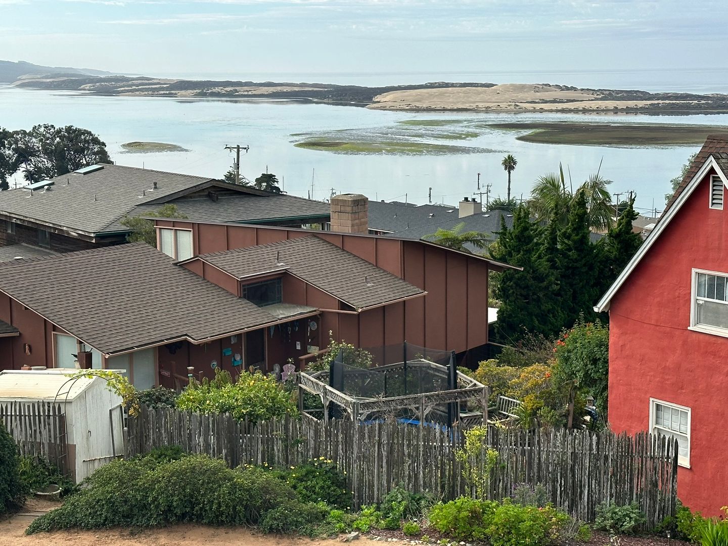 Morro Bay House: 350 Piney Way