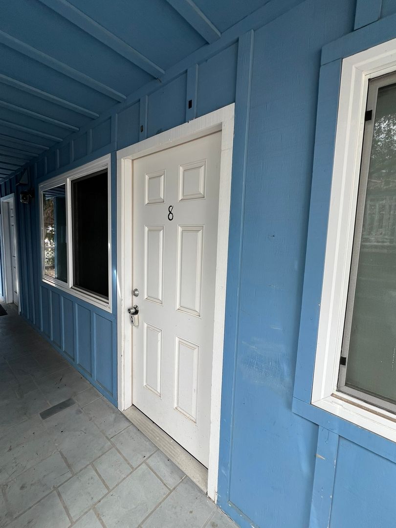 Cayucos Apartment: 3302 Ocean Blvd.