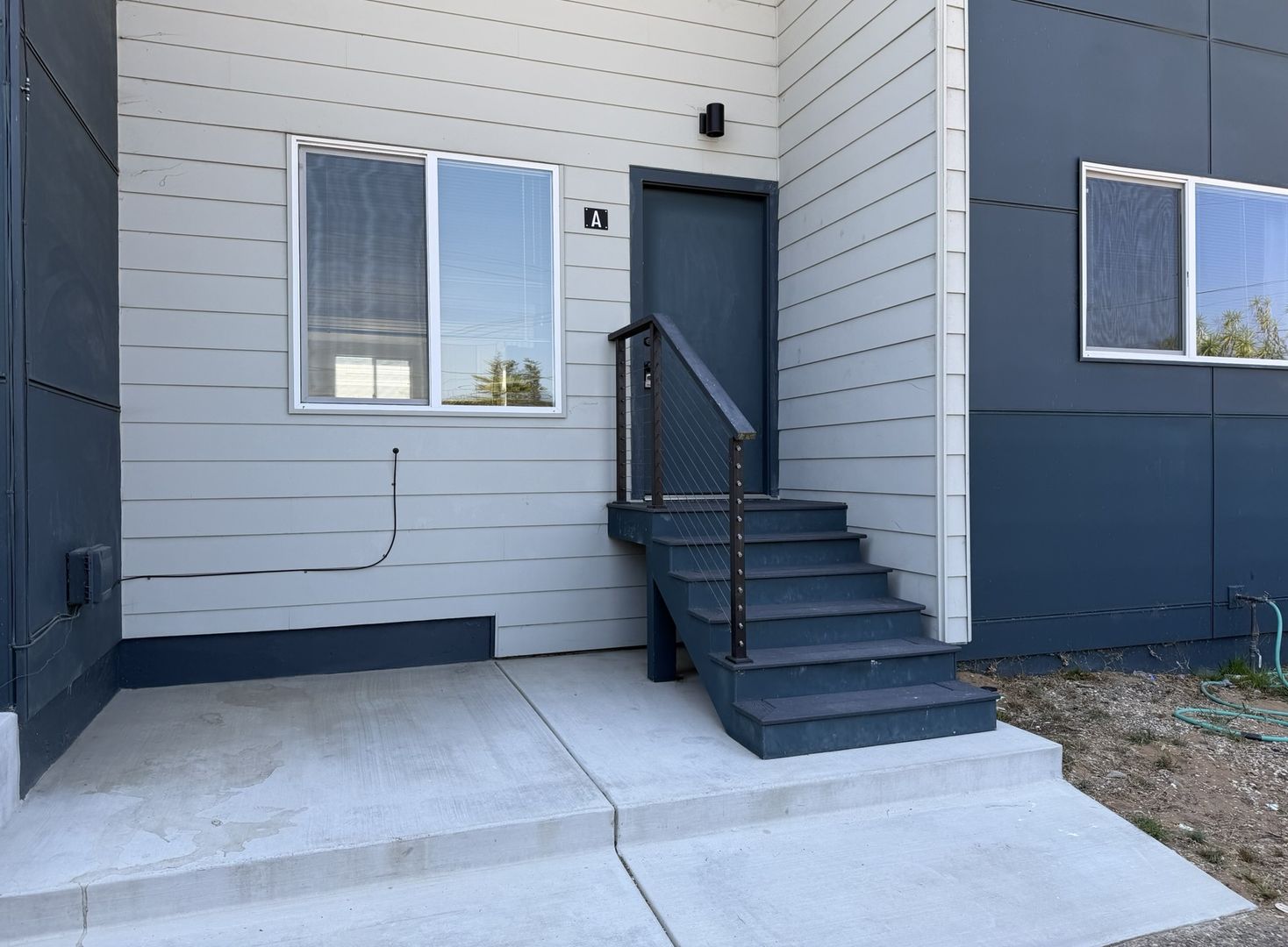 Los Osos Apartment: 1901 13th St.