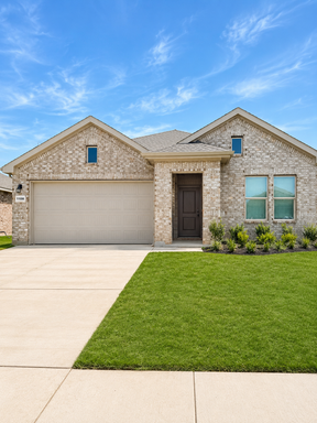 4/2/2 Elegant New‑Construction Home with Designer Finishes in Granbury – photo 1