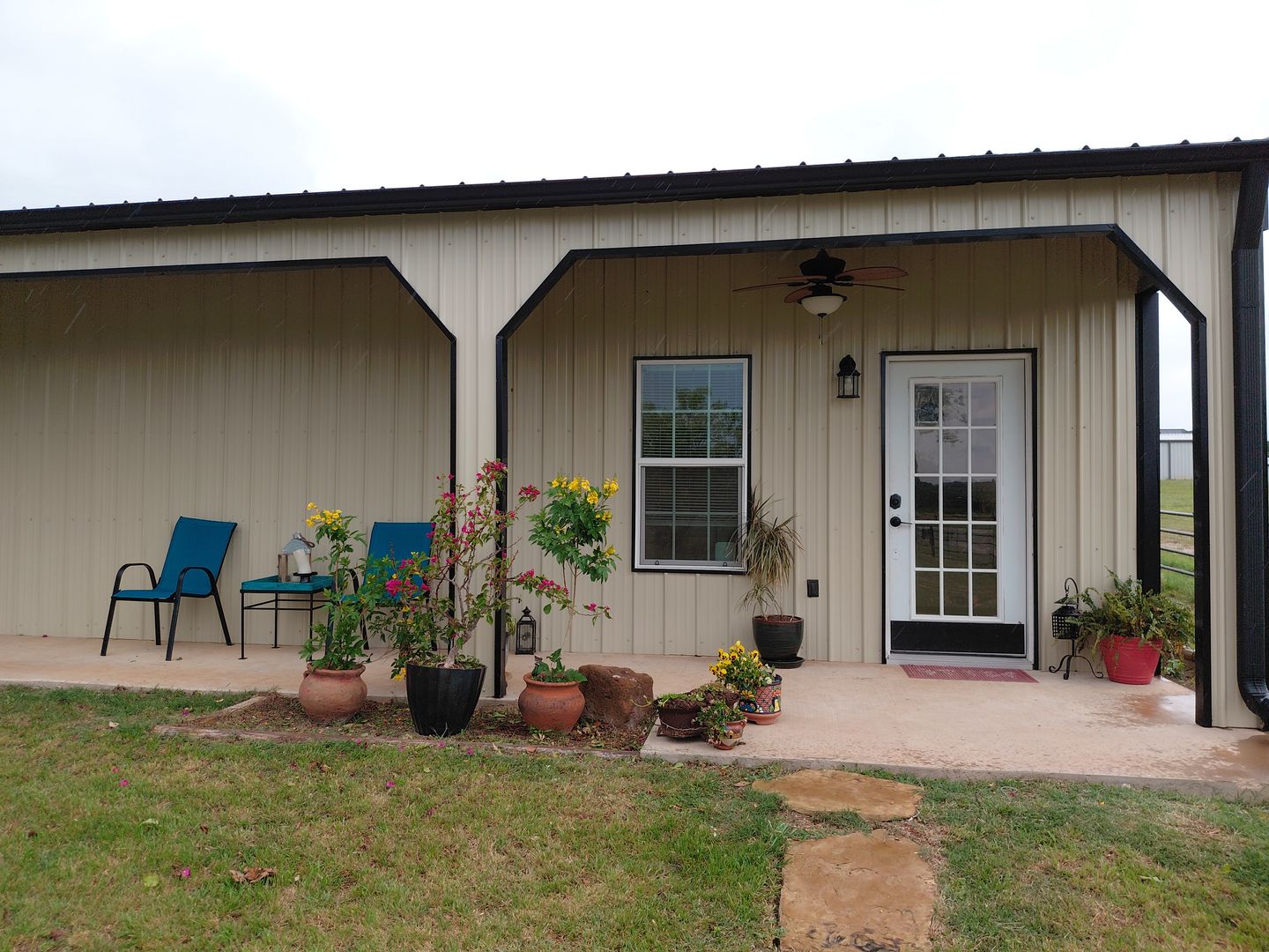 Springtown House: 342 Green Meadow Lane Apt A