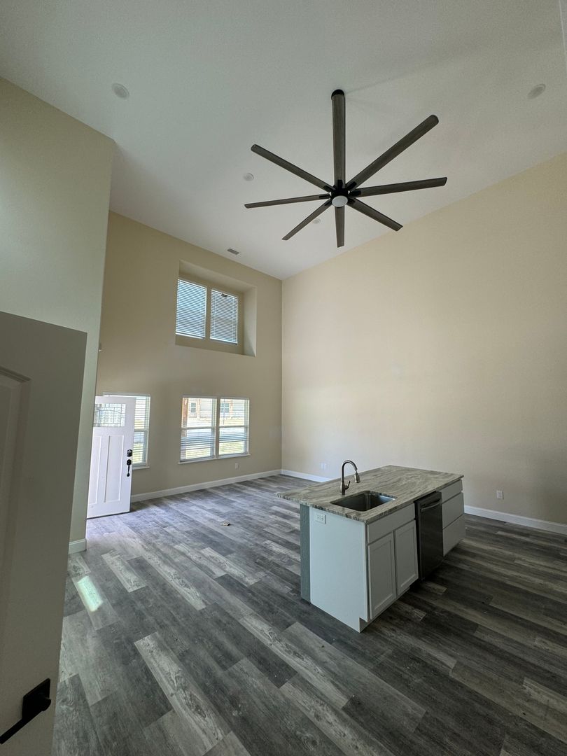 Weatherford Townhome: 1316 Johnson Bend Road Unit 2