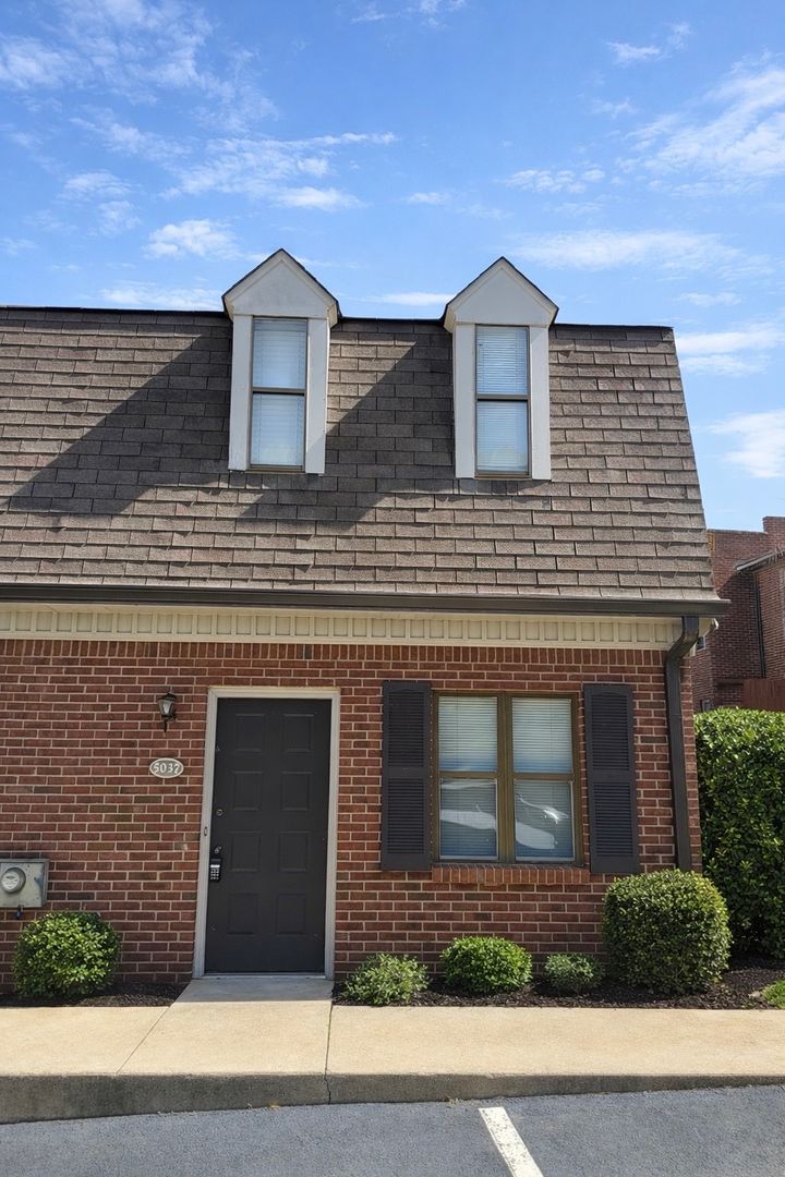 Sugar Hill Townhome: 5037 Top Cat Ct