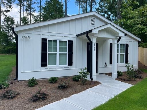2 Bedroom House – 3745 Corvette Street, Cumming, GA 30041