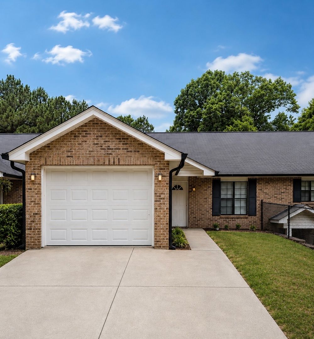 Gainesville Townhome: 4003 Hidden Hollow Dr