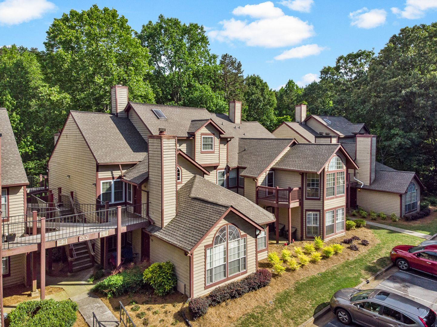 Johns Creek House: 214 Saint Andrews Court