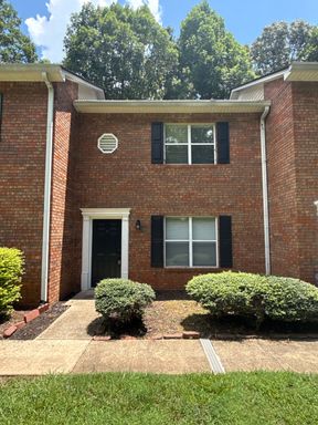 Brick townhome near Sardis area – photo 1