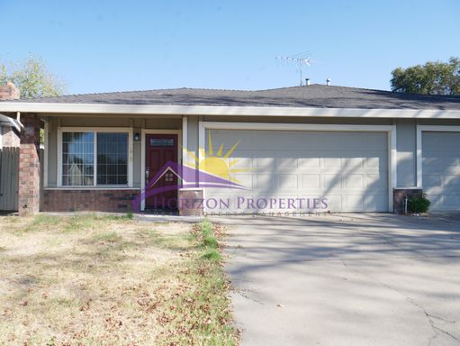 Remodeled 2 bed 1 bath 949 sq ft Duplex in Foothill Farms – photo 1