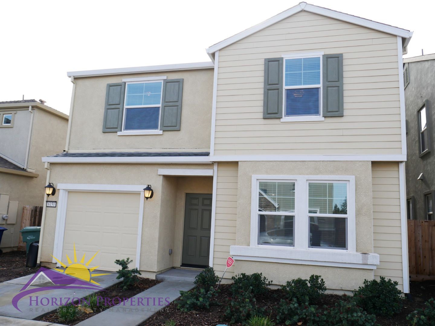 Sacramento House: 8150 Weeping Willow Ln