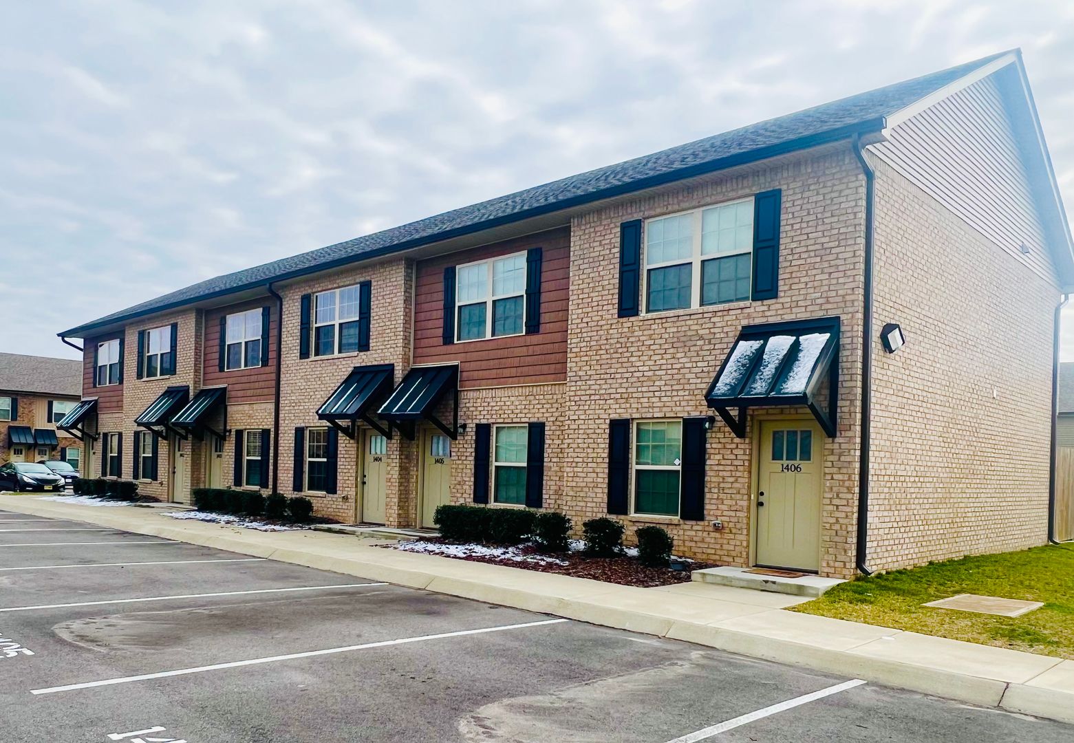 Clarksville Apartment: 155 Airport Rd
