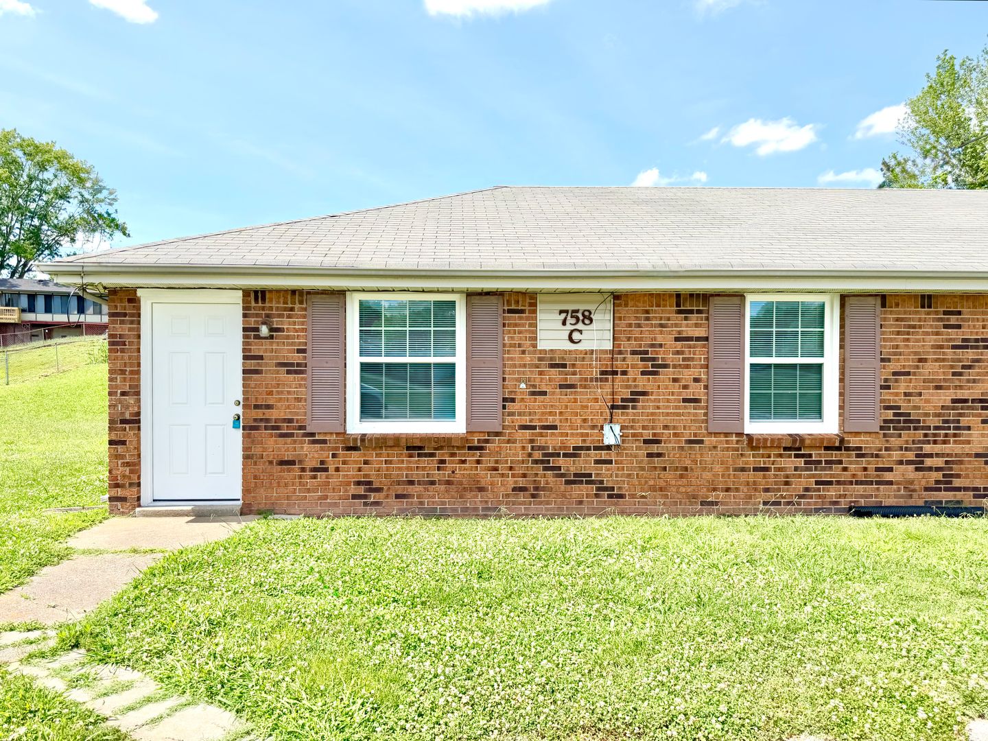 Clarksville Apartment: 748 - 760 Bancroft Cir