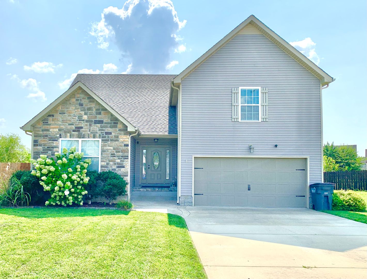 Clarksville House: 3734 Silver Fox Ct