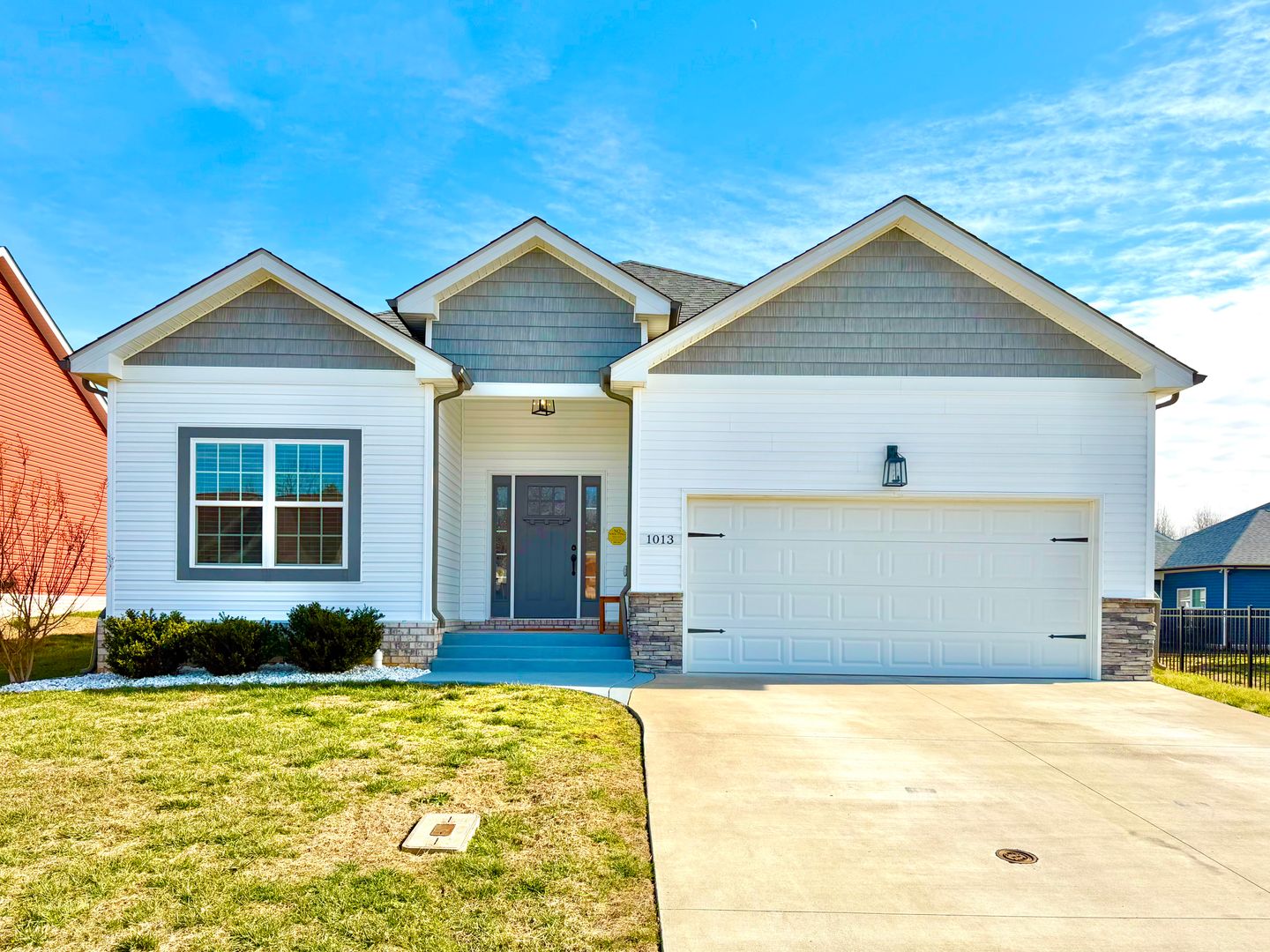 Clarksville House: 1013 Berry Bnd