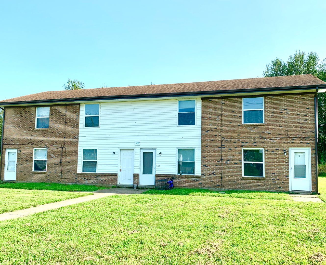 Oak Grove Apartment: 1209 Stateline Rd