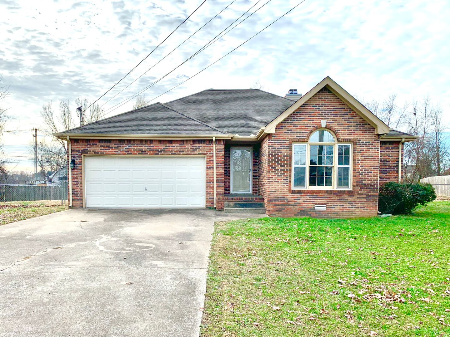 Clarksville House: 3310 Mallard Drive