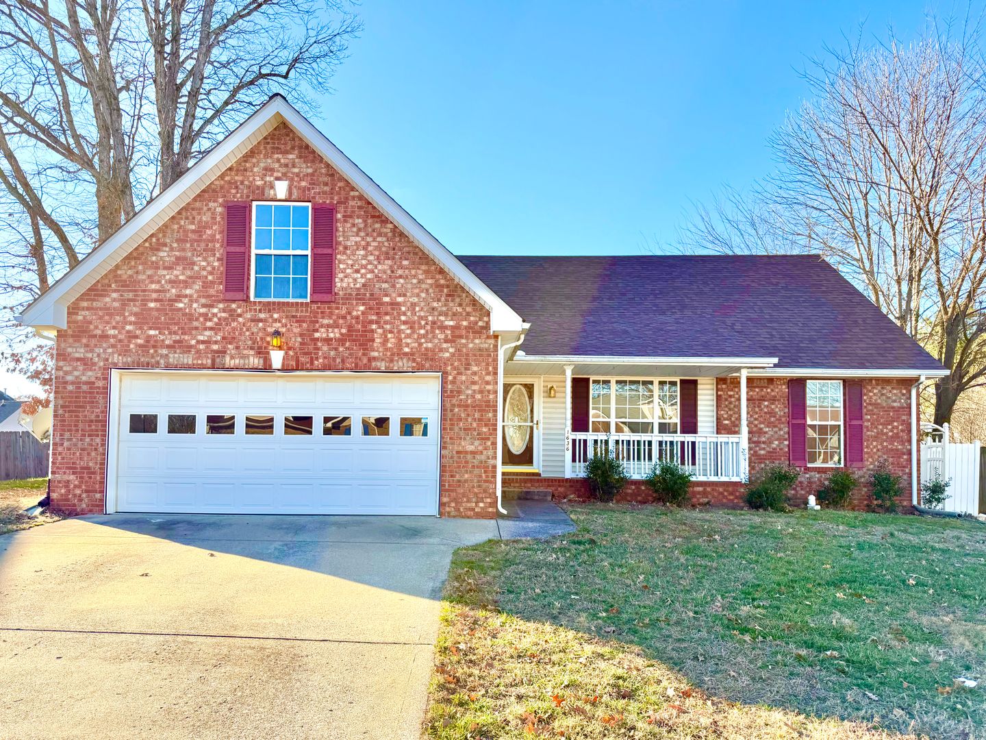 Clarksville House: 1636 Cedar Springs Cir