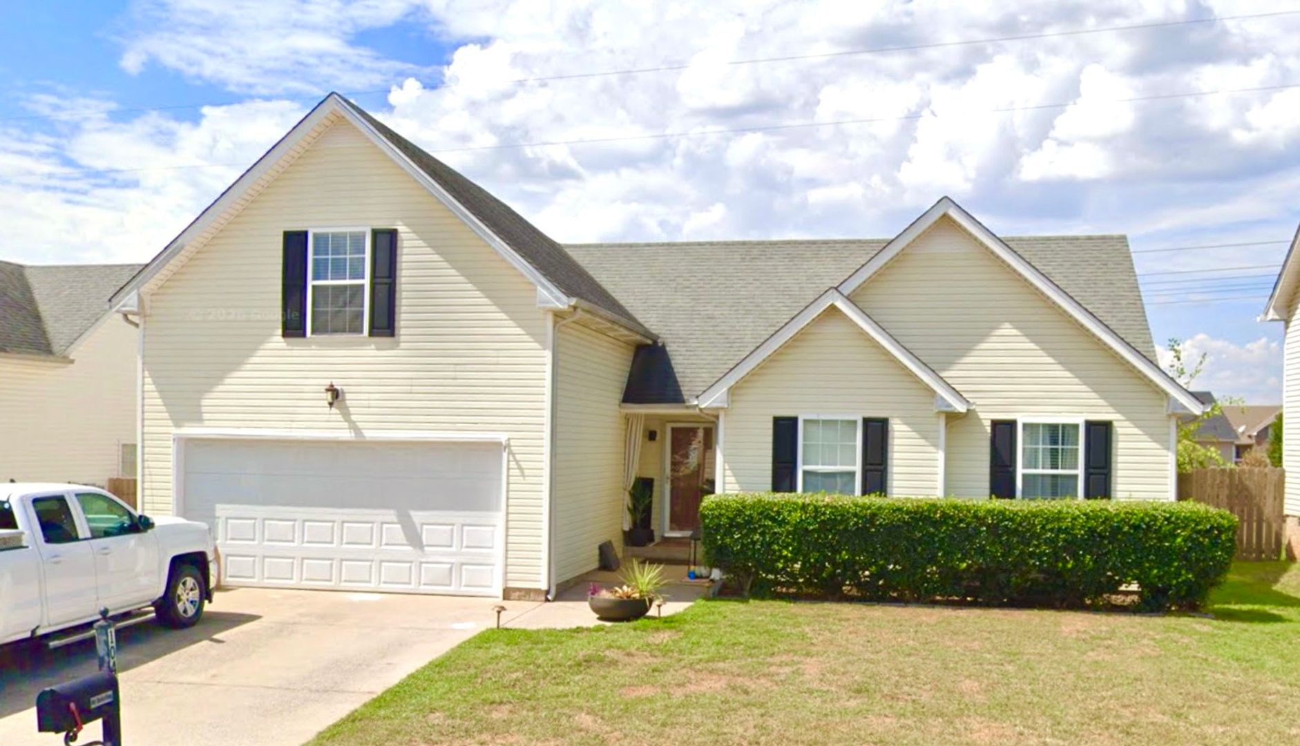 Clarksville House: 1040 Cindy Jo Ct