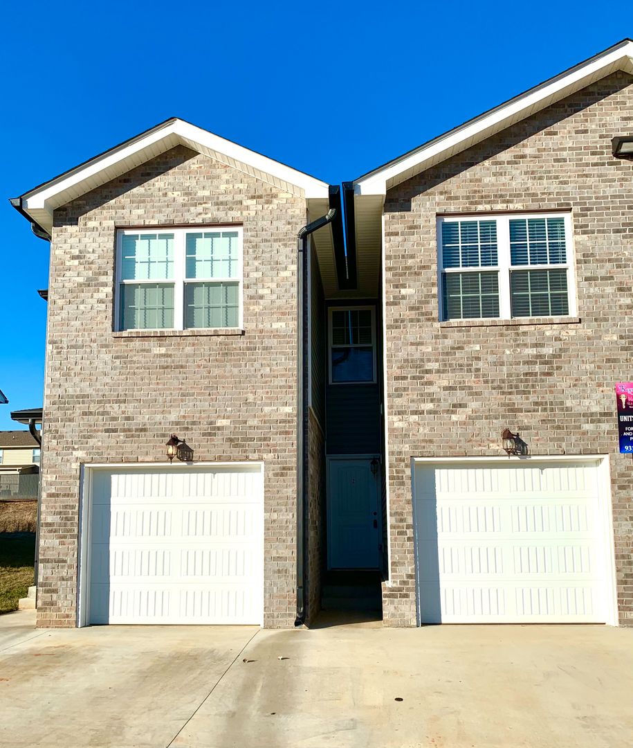 Clarksville Apartment: 1732 Manning Drive