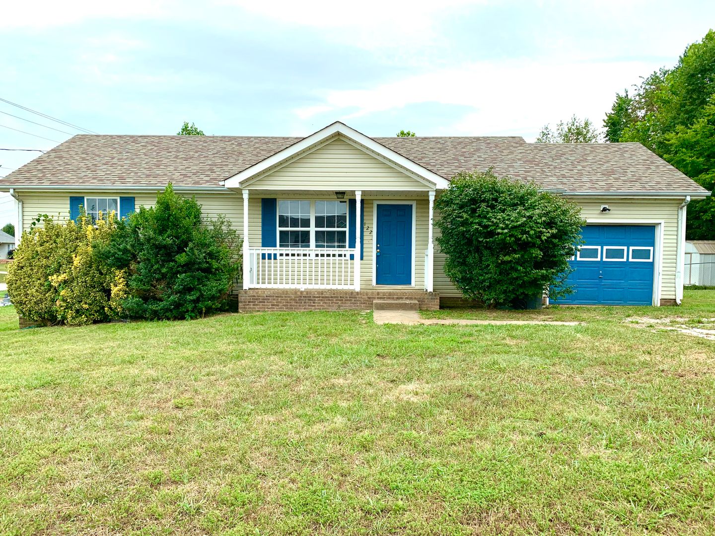 Oak Grove House: 122 Grant