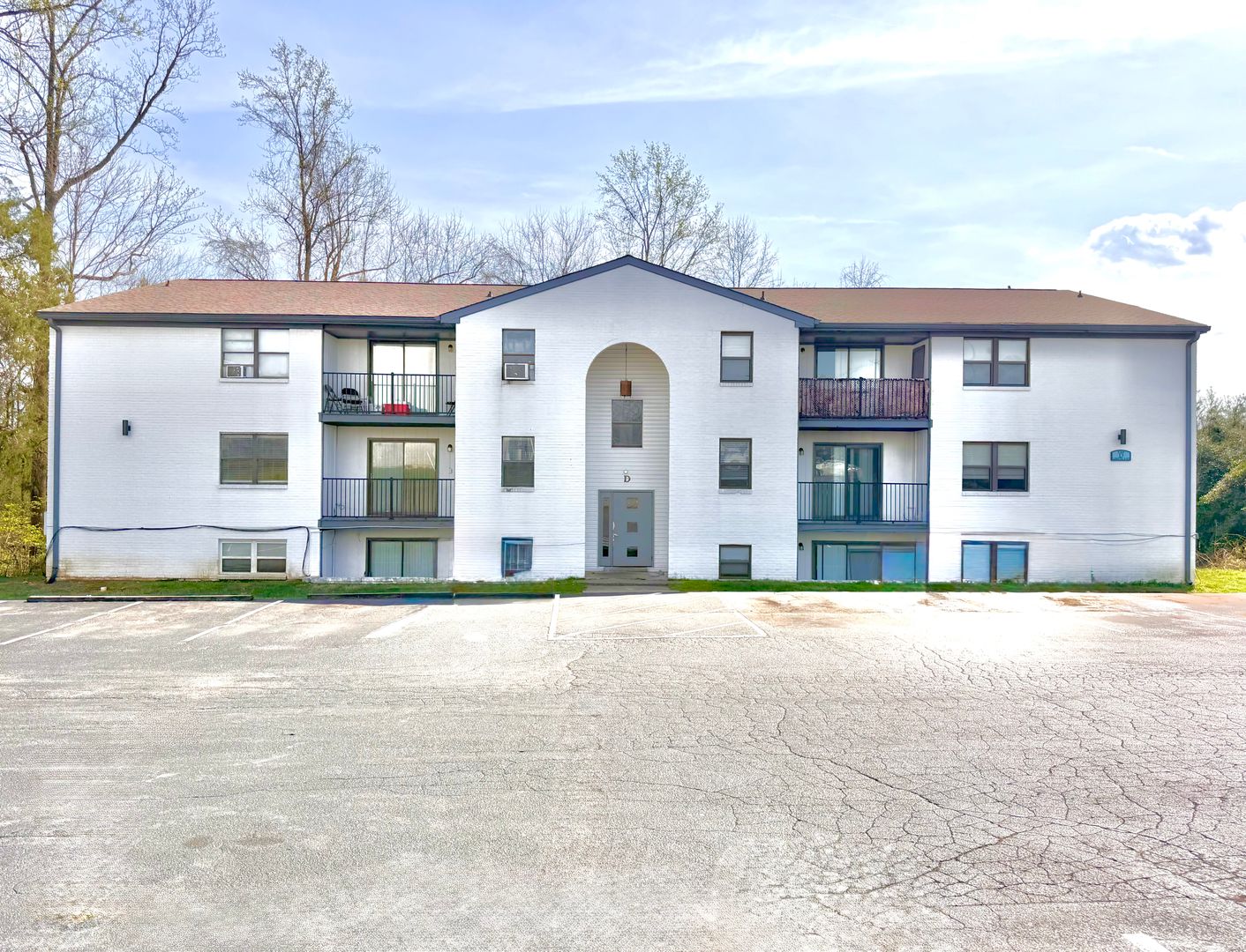 Clarksville Apartment: 136 Jack Miller Blvd