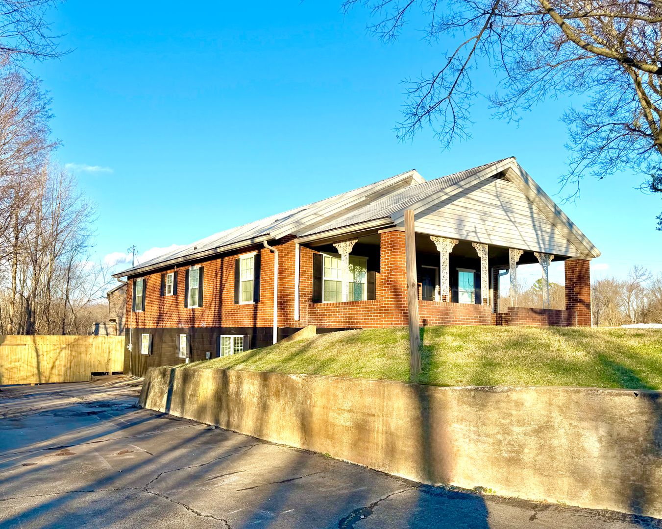 Clarksville Apartment: 917 Sinclair Dr