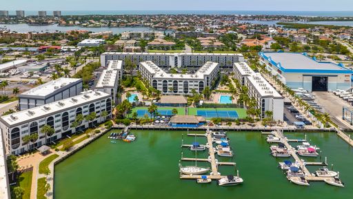 2 Bedroom-2 Bath-UNFURNISHED Anglers Cove Cabana with covered parking