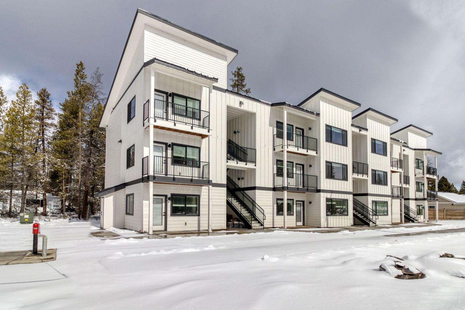 La Pine Apartment: 16510 Finley Butte Road