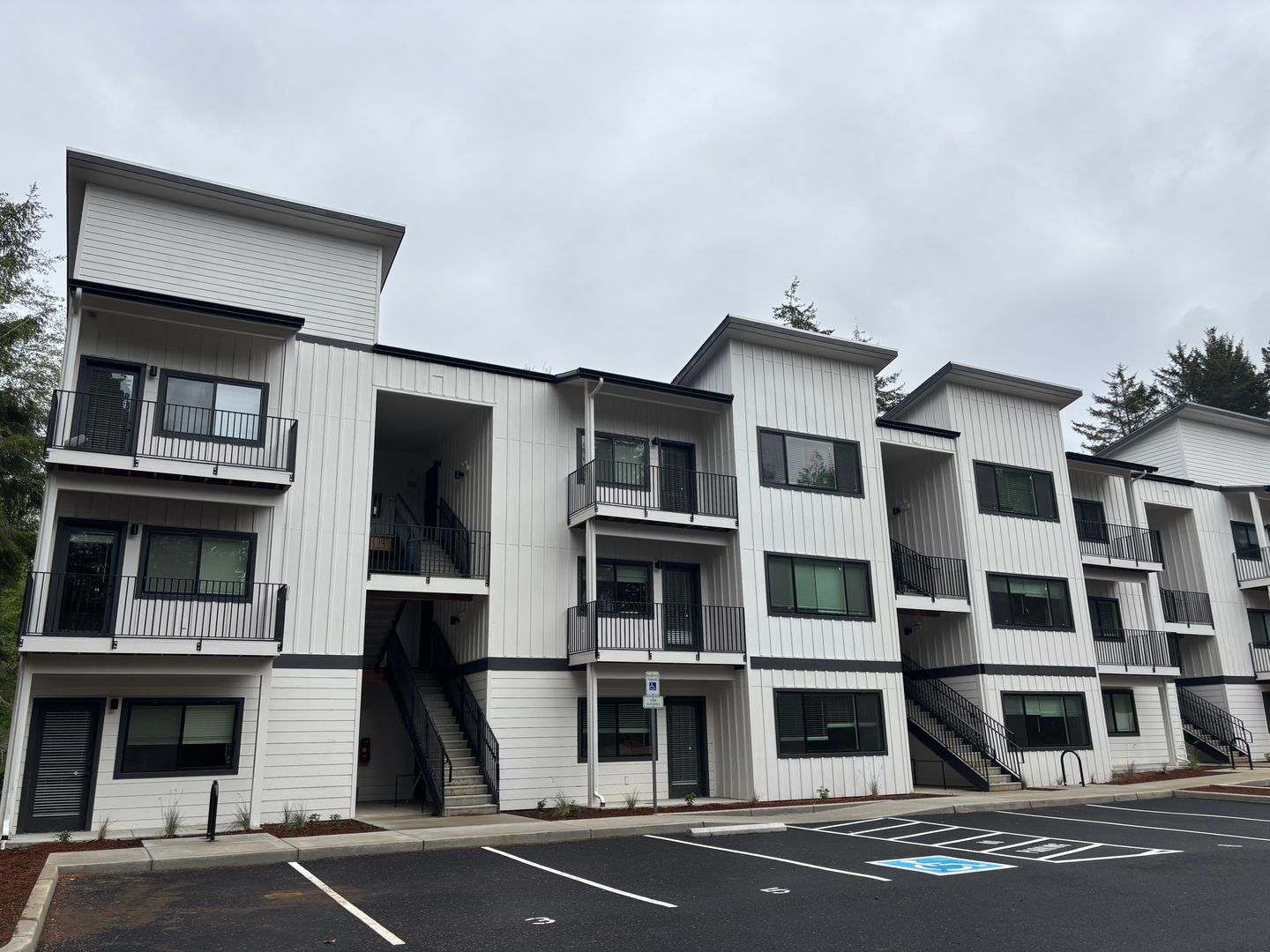 Lincoln City Apartment: 2611 NE West Devils Lake Road