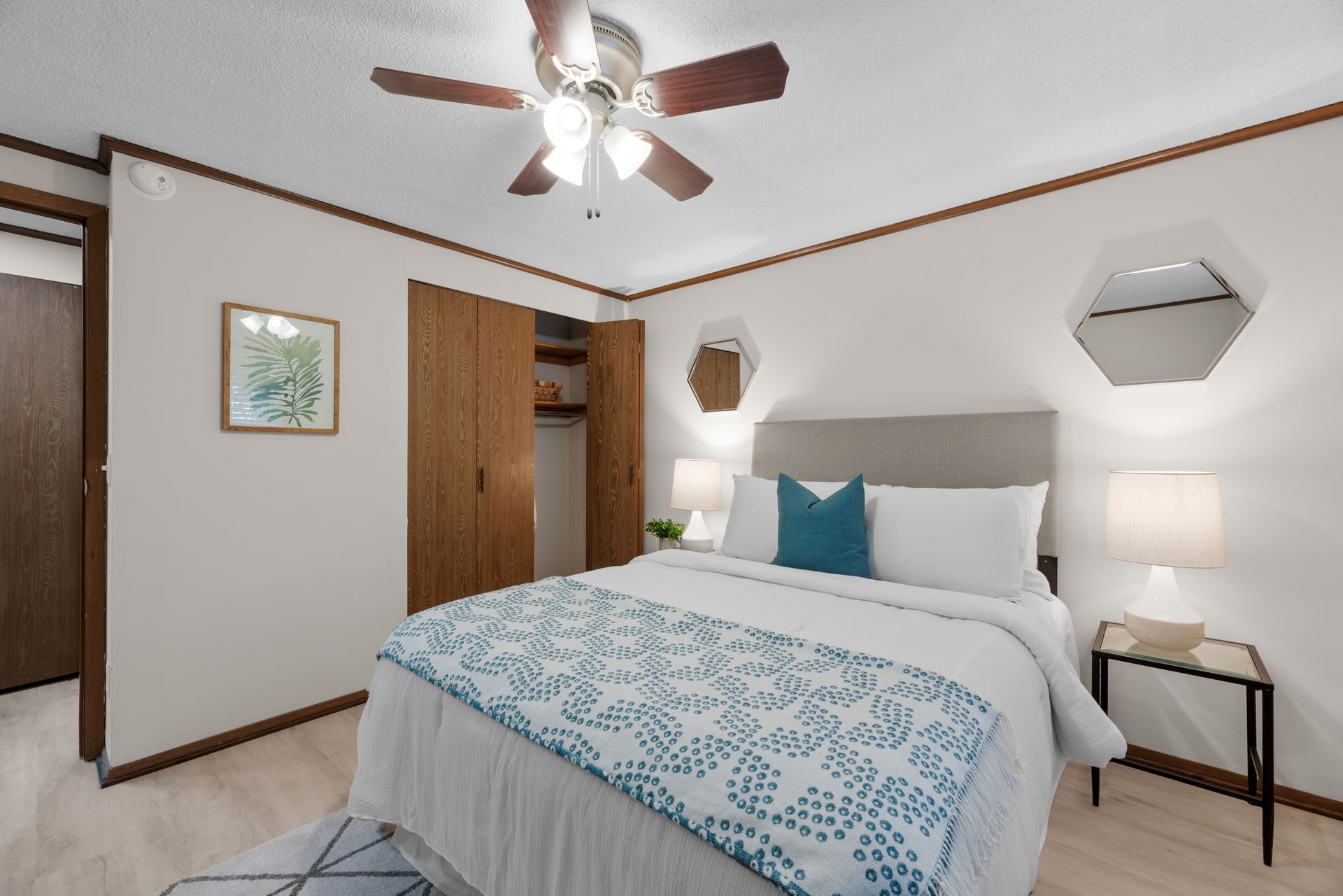 Columbus Apartment: 2283 Graydon Blvd