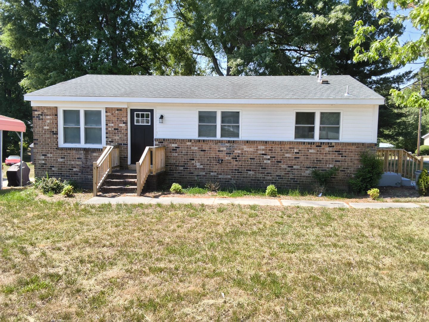 Blackstone House: 713 2nd Street