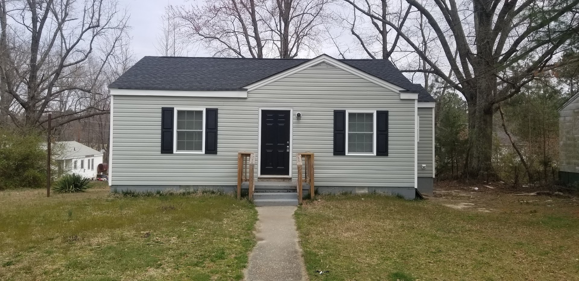 Crewe House: 501 Moncure Avenue