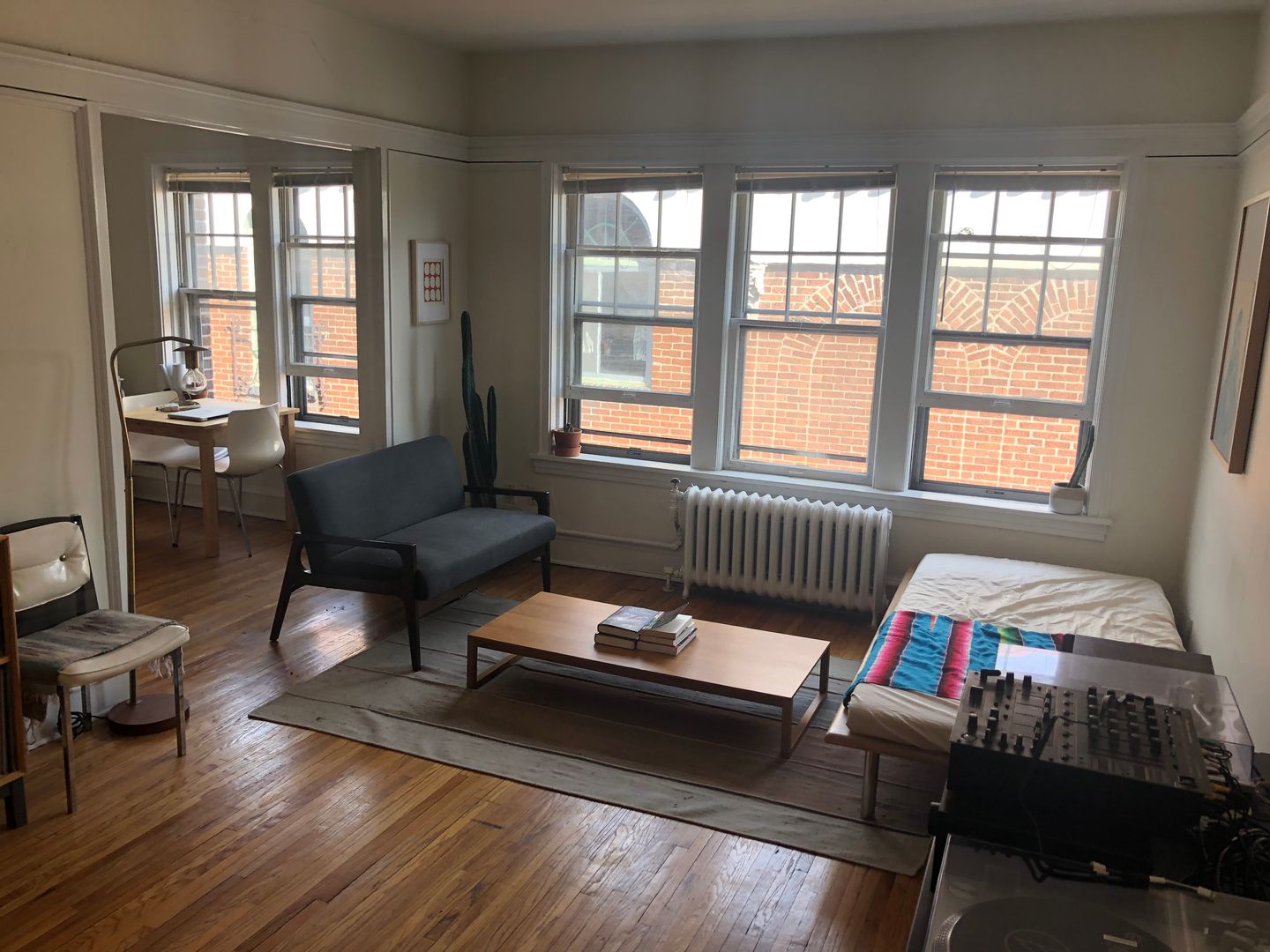 Minneapolis Apartment: 3252 Girard Ave S