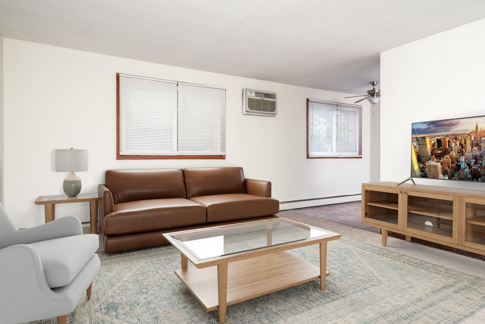 Minneapolis Apartment: 2712 Pillsbury Ave S