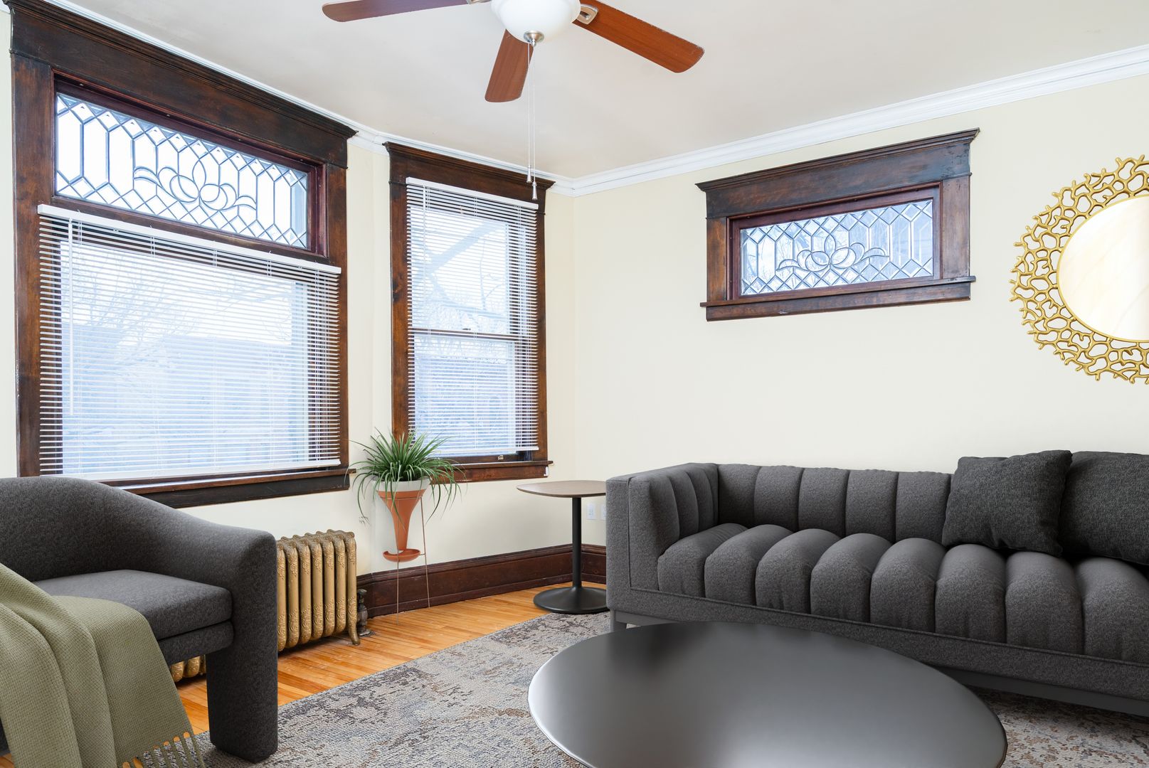 St Paul Apartment: 265 Dayton Ave S