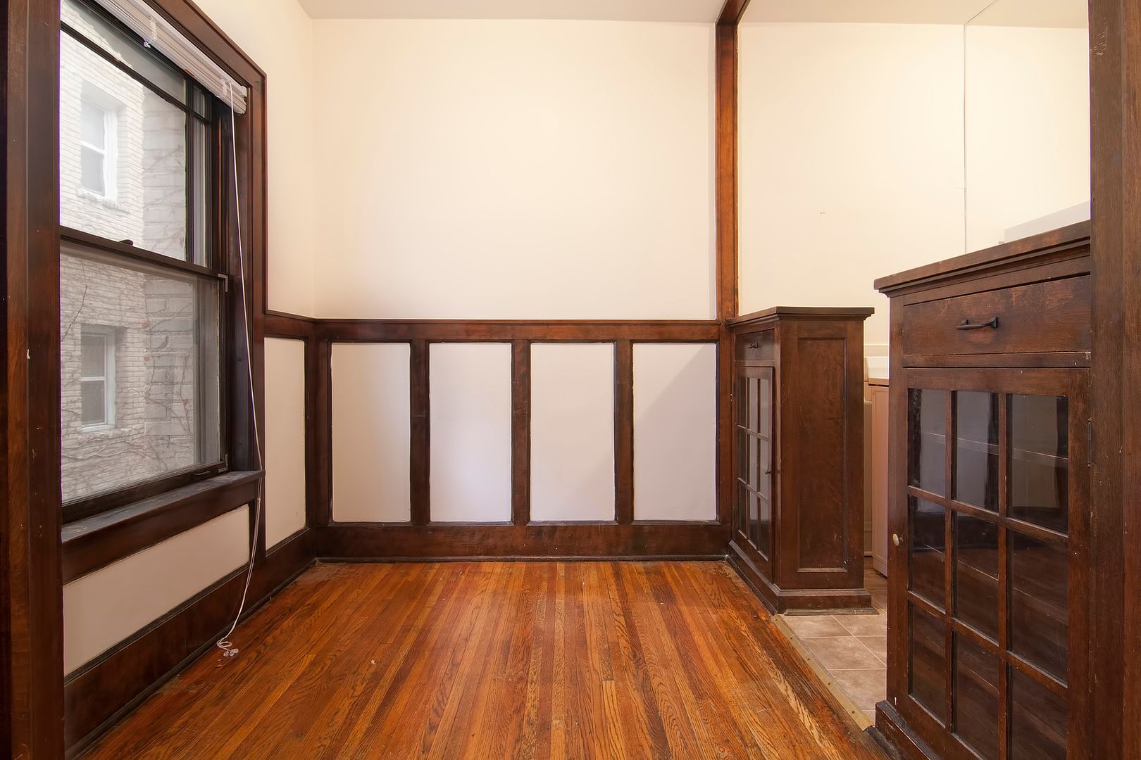 Minneapolis Apartment: 1910 1st Ave S