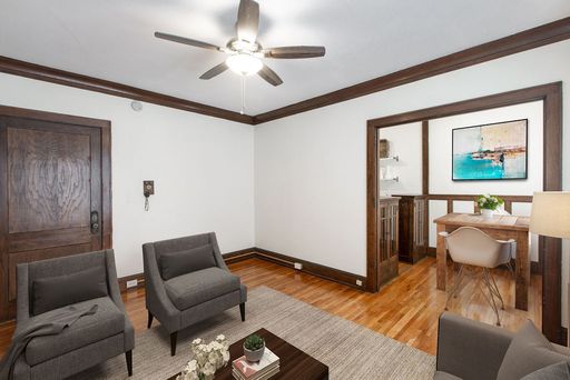 Great 1BR in Lakes area of Minneapolis! – photo 1
