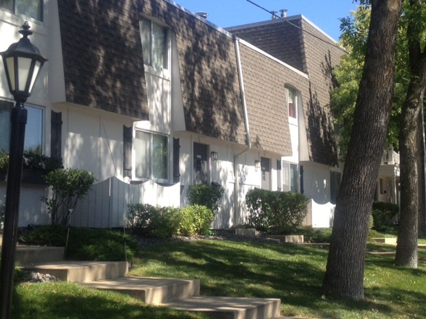 Edina Apartment: 5180 Lincoln Drive