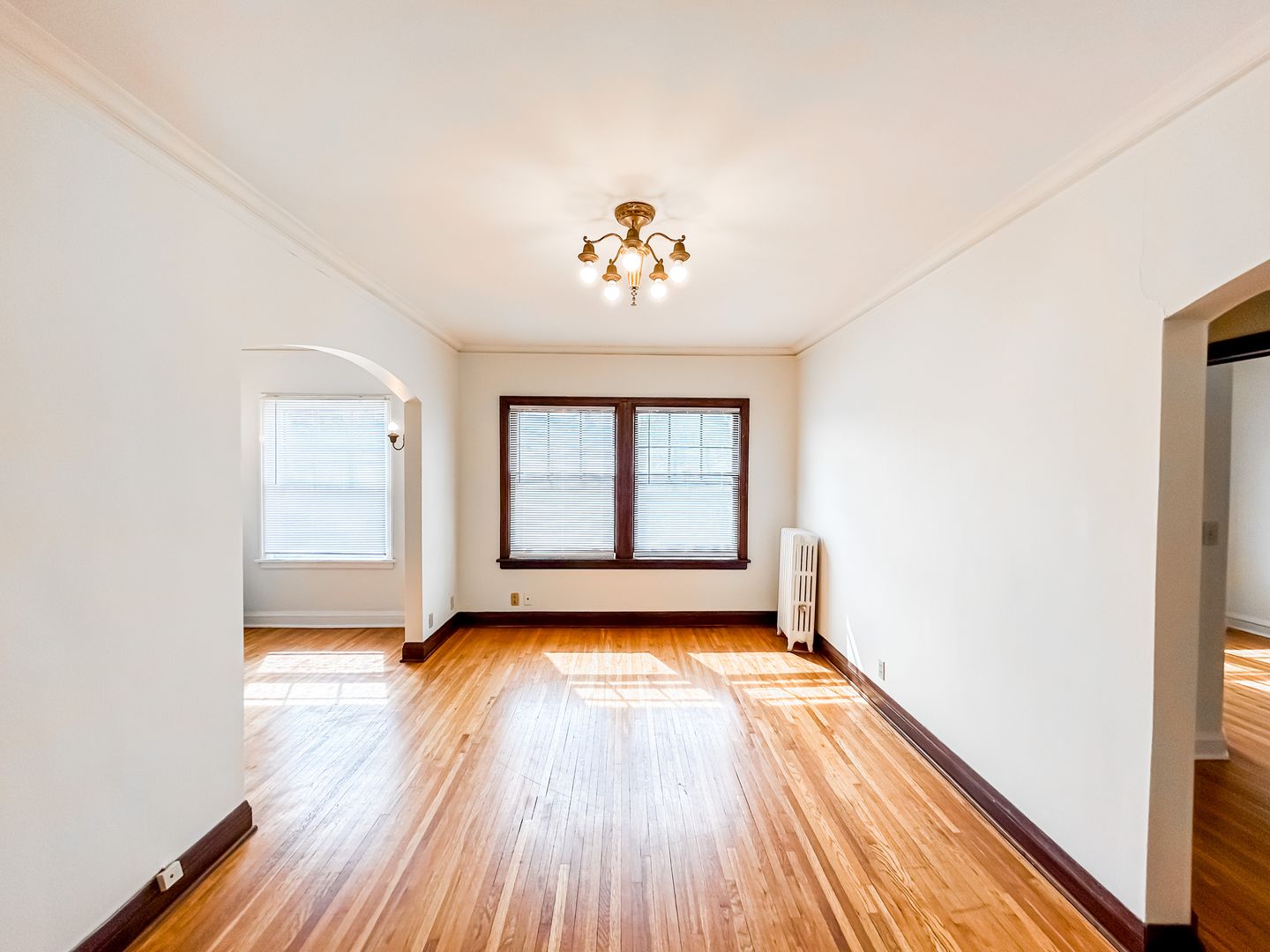 Minneaplis Apartment: 2446 Colfax Ave S