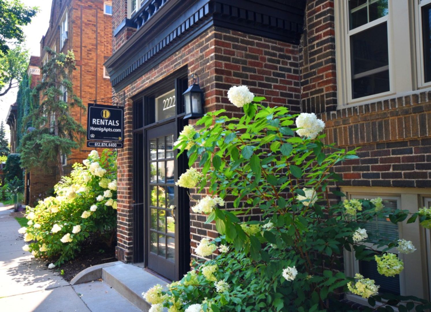 Minneapolis Apartment: 2222 Harriet Ave S